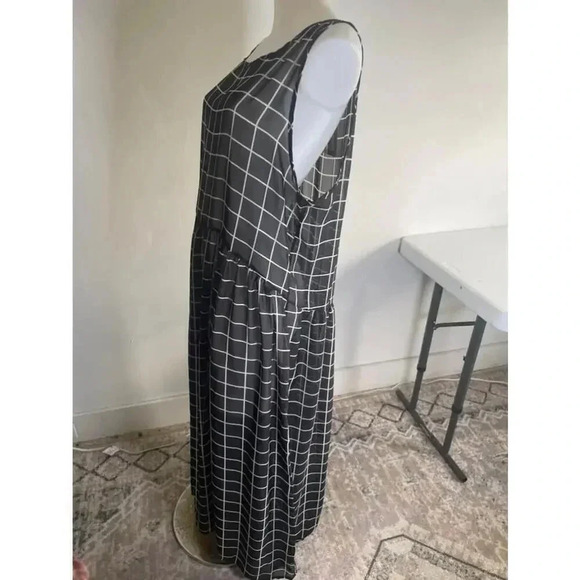 NWT Women's Agnes & Dora Black and Ivory Window Pane Sheer Godiva Dress 3X 0062‎ - Picture 4 of 8